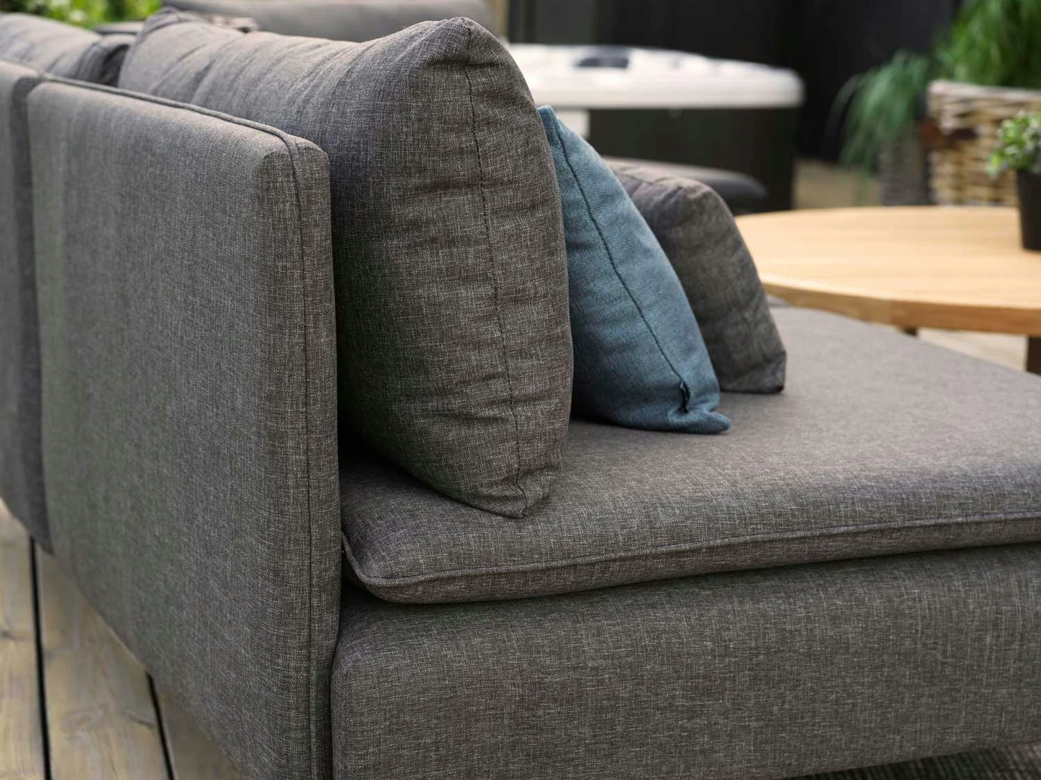 Brafab Callisto Modulsofa Rückenlehne 1-Sitzer, Onyx 4 Brafab Callisto Modulsofa Rückenlehne 1-Sitzer, Onyx – Bild 2