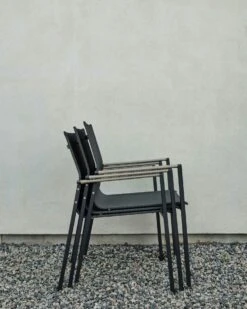 Brafab Lyra Esszimmerstuhl, Schwarz/Grau -Hay || Brafab || FIAM Verkaufsgeschäft brafab lyra armchair black grey 10