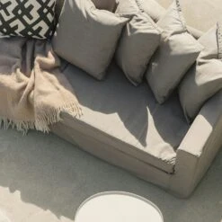 Le Grand Air 3-Sitzer-Sofa Im Freien Nutzbar Sunbrella, Taupe -Hay || Brafab || FIAM Verkaufsgeschäft decotique le grand air outdoor 3 seater sunbrella 10