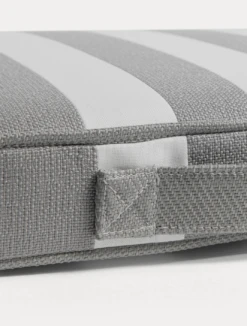 Wide Stripe Bootskissen 40x45 Cm, Grau 8 Wide Stripe Bootskissen 40x45 Cm, Grau -Hay || Brafab || FIAM Verkaufsgeschäft diyti wide stripe boat cushion 40x45 cm 1