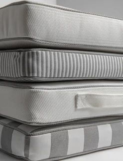 Wide Stripe Bootskissen 40x45 Cm, Grau 9 Wide Stripe Bootskissen 40x45 Cm, Grau -Hay || Brafab || FIAM Verkaufsgeschäft diyti wide stripe boat cushion 40x45 cm 2