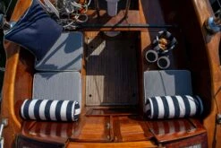 Wide Stripe Kissen 17x45 Cm, Marineblau -Hay || Brafab || FIAM Verkaufsgeschäft diyti wide stripe cushion 17x45 cm 7