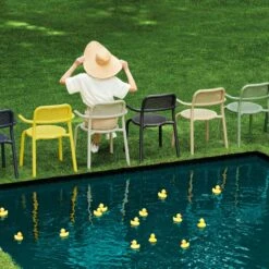 Fatboy Toní Lehnstuhl 2-er Set, Anthrazit -Hay || Brafab || FIAM Verkaufsgeschäft fatboy fatboy toni armchair set anthracite 2 pcs 3