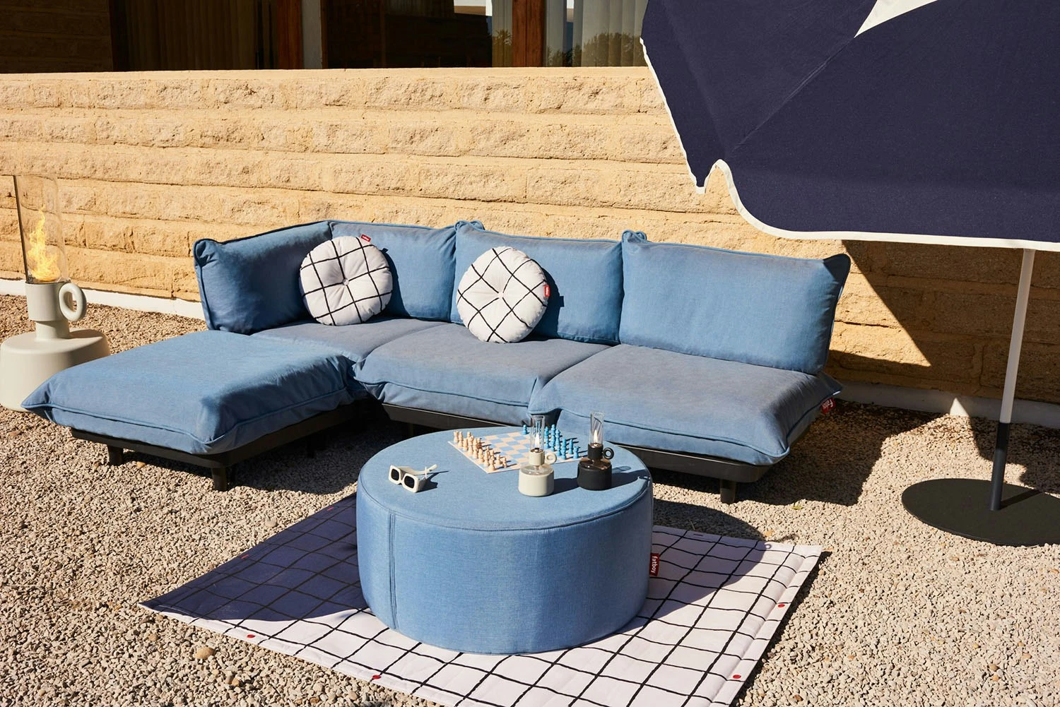 Fatboy Paletti Modulsofa 3-Sitzer Mit Sonnenliege, Storm Blue 5 Fatboy Paletti Modulsofa 3-Sitzer Mit Sonnenliege, Storm Blue – Bild 3