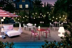 Fatboy Toní Bistro Table, Anthracite -Hay || Brafab || FIAM Verkaufsgeschäft fatboy toni bistro table anthracite 1 1