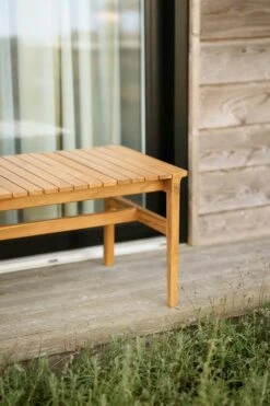 M10- Together- Garden Bench Without Backrest Bank, Zwei Sitzplätze Teak -Hay || Brafab || FIAM Verkaufsgeschäft fdb mbler bank im freien nutzbar teak 2