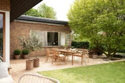 M2 Sammen Esstisch Im Freien Nutzbar Teakholz, 220 Cm -Hay || Brafab || FIAM Verkaufsgeschäft fdb mbler esstisch im freien nutzbar teakholz 1