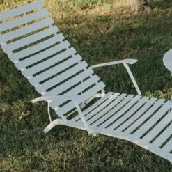 Bistro Chaise Longue, Honey -Hay || Brafab || FIAM Verkaufsgeschäft fermob bistro chaise longue honey 2