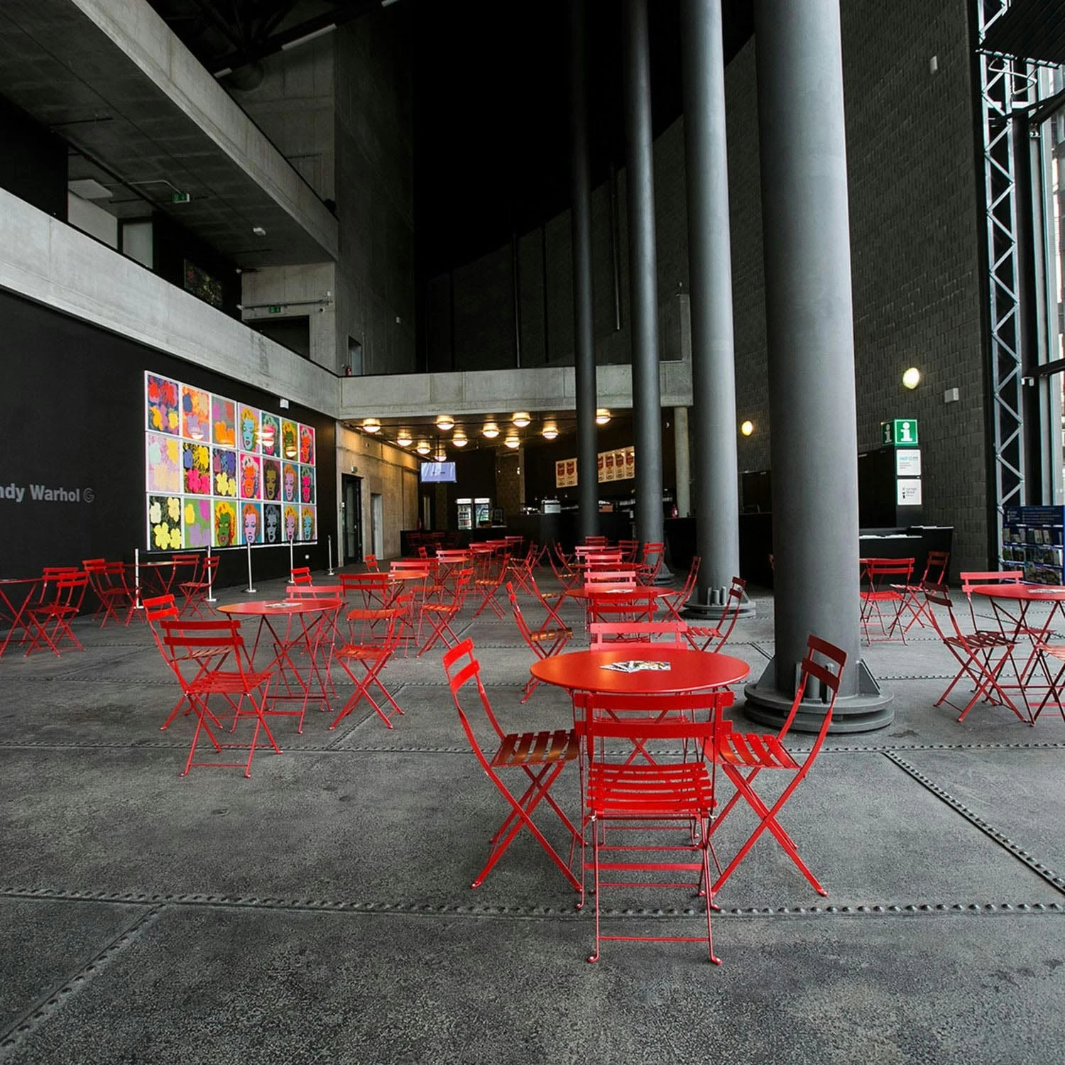 Bistro Table Ø77, Nutmeg 4 Bistro Table Ø77, Nutmeg – Bild 2