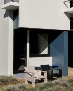 Hay Crate Loungesessel, London Fog -Hay || Brafab || FIAM Verkaufsgeschäft hay crate lounge chair water based lacquered pinewood 24