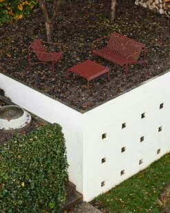 Hay Palissade Lounge Stuhl Niedrig, Iron Red -Hay || Brafab || FIAM Verkaufsgeschäft hay palissade loungesessel kurz 28