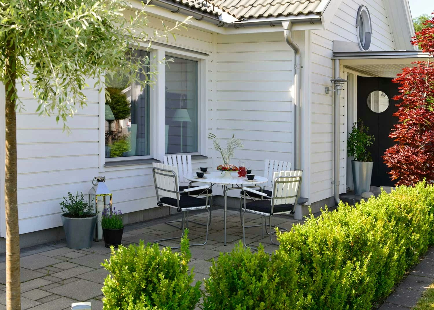 Sandhamn Tisch Ø100 Cm, Weiß 5 Sandhamn Tisch Ø100 Cm, Weiß – Bild 3