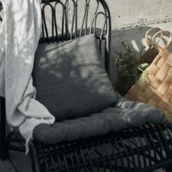 House Doctor Fine Kissen Wasserabweisend Militärgrün, 45x45 Cm -Hay || Brafab || FIAM Verkaufsgeschäft house doctor pillow with padding fine army green 11