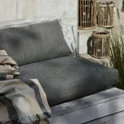 House Doctor Fine Kissen Wasserabweisend Militärgrün, 55x68 Cm 8 House Doctor Fine Kissen Wasserabweisend Militärgrün, 55x68 Cm -Hay || Brafab || FIAM Verkaufsgeschäft house doctor pillow with padding fine army green 6