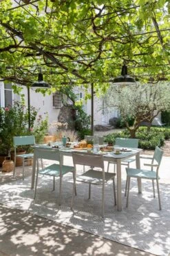 Lafuma Oron Tisch Laminat, S 100x150 Cm, Ciment / Sable 7 Lafuma Oron Tisch Laminat, S 100x150 Cm, Ciment / Sable -Hay || Brafab || FIAM Verkaufsgeschäft lafuma oron 150x100 cm table ciment sable 8