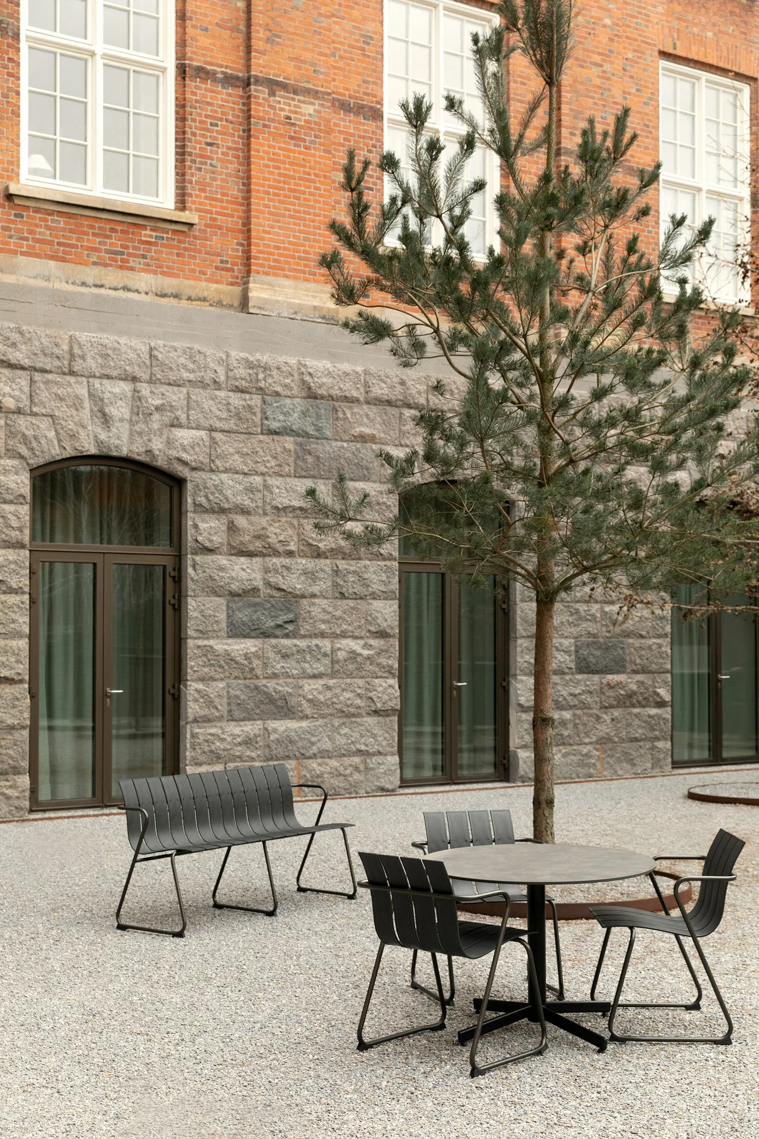 Mater Ocean Stuhl, Schwarz 4 Mater Ocean Stuhl, Schwarz – Bild 2