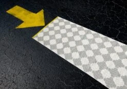 Marre Matte 70x300 Cm, Warm Grey/Vanilla/Mustard -Hay || Brafab || FIAM Verkaufsgeschäft pappelina marre matte 70x150 cm warm grey vanilla mustard 3