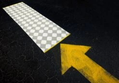 Marre Matte 70x150 Cm, Warm Grey/Vanilla/Mustard -Hay || Brafab || FIAM Verkaufsgeschäft pappelina marre matte 70x150 cm warm grey vanilla mustard 4 3