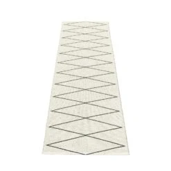 Max Matte 70x400 Cm, Black/Vanilla -Hay || Brafab || FIAM Verkaufsgeschäft pappelina max matte 70x100 cm black vanilla 1 1