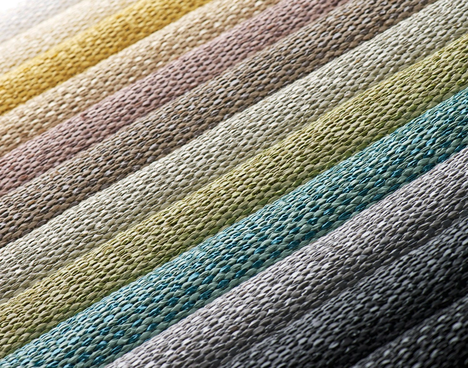 Svea Matte 70x400 Cm, Metallic Black/Black 7 Svea Matte 70x400 Cm, Metallic Black/Black – Bild 5