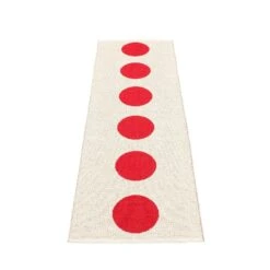 Vera Matte 70x225 Cm, Red/Vanilla -Hay || Brafab || FIAM Verkaufsgeschäft pappelina vera matte 70x150 cm red vanilla 4