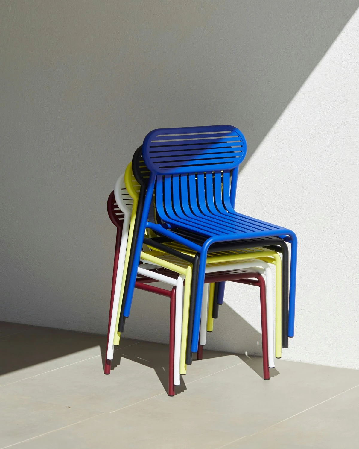 Week-End Stuhl, Burgunderrot 5 Week-End Stuhl, Burgunderrot – Bild 3